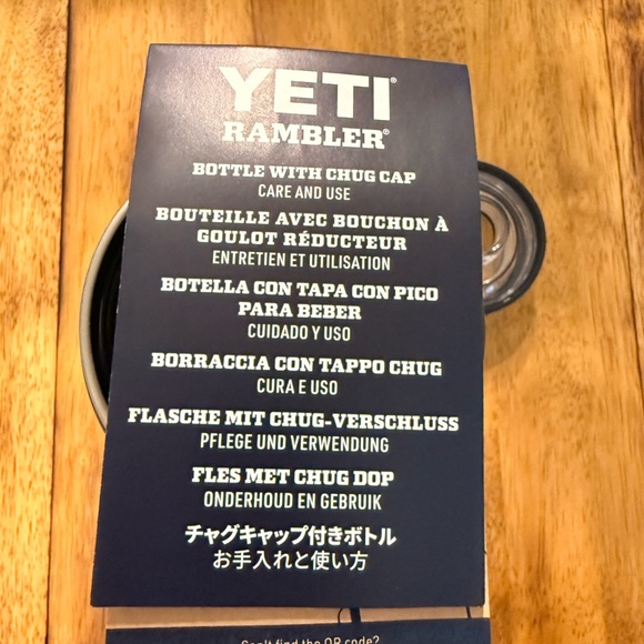 YETI Rambler with Black Chug Cap 26oz - Picture 3 of 6